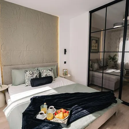 Olive Luxury Few Steps Away From The Sandy *