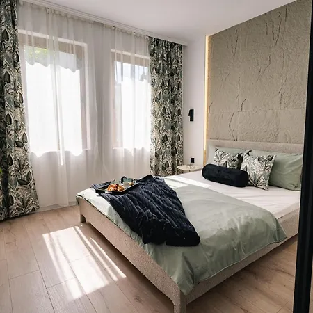 Olive Luxury Few Steps Away From The Sandy Светий Влас