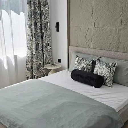 Apartment Olive Luxury Few Steps Away From The Sandy