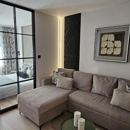 Apartment Olive Luxury Few Steps Away From The Sandy *