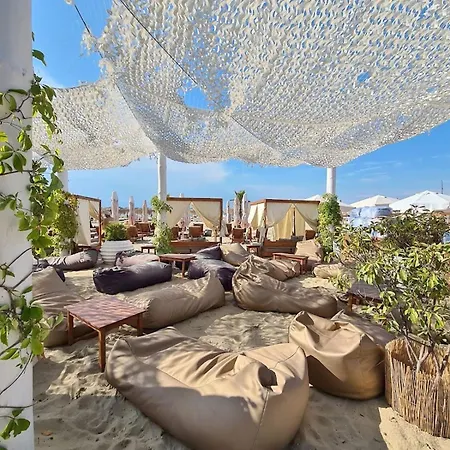 Apartment Olive Luxury Few Steps Away From The Sandy Sveti Vlas