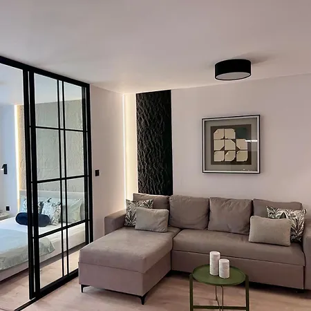Olive Luxury Few Steps Away From The Sandy Apartment Sveti Vlas