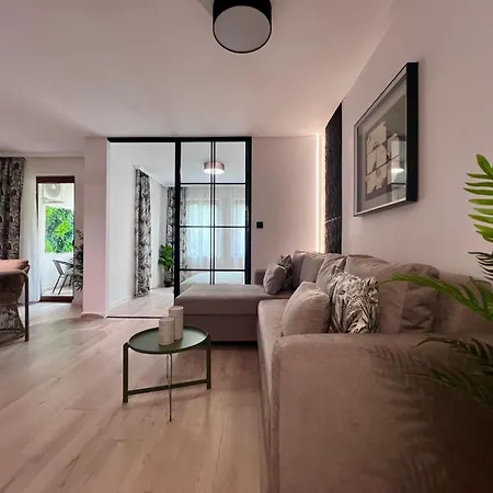 Olive Luxury Few Steps Away From The Sandy Светий Влас
